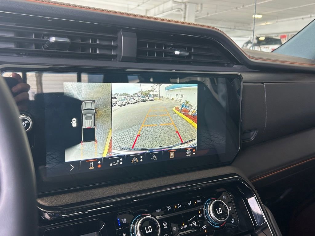 Used 2025 GMC Sierra 1500 AT4 w/ AT4 Premium Package image 14