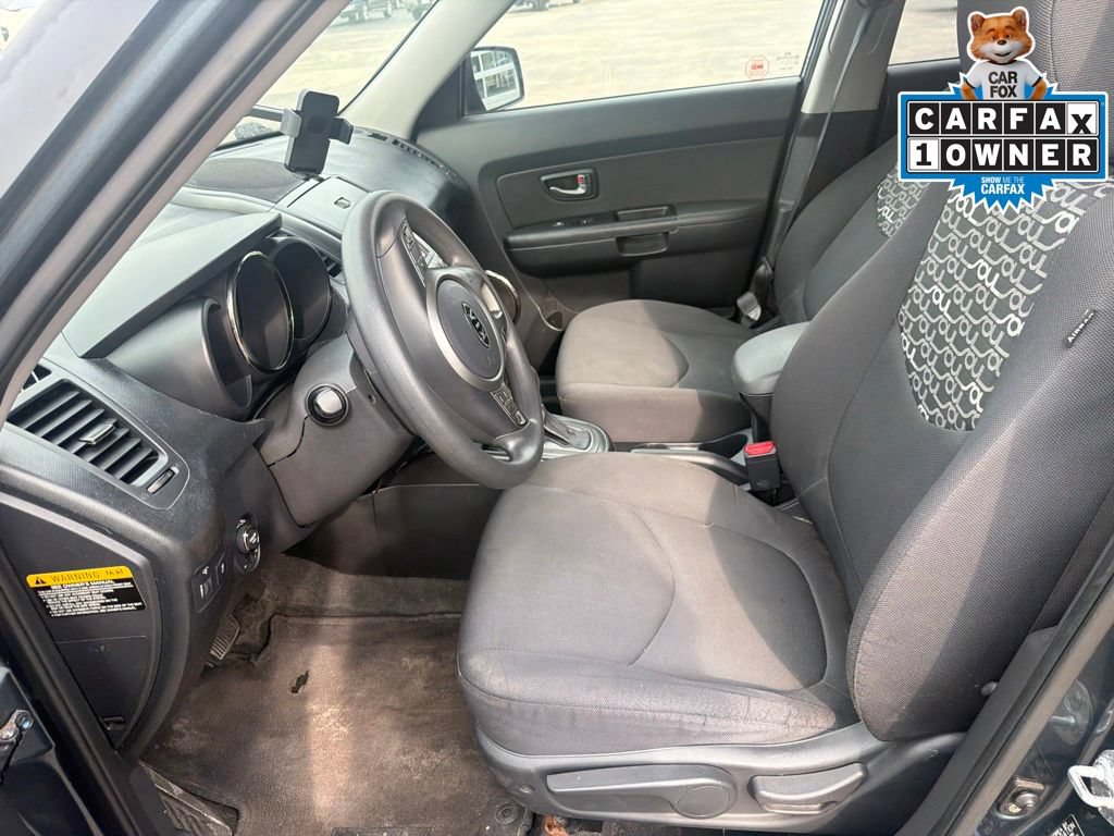 Used 2011 Kia Soul + w/ Audio Pkg FWD image 21