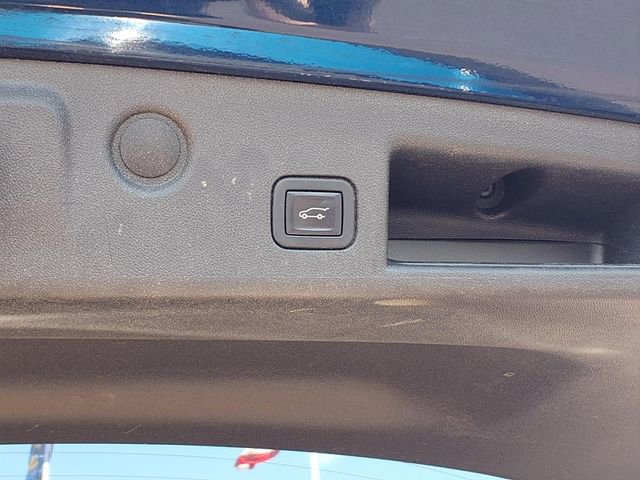 Used 2022 Chevrolet Equinox LT FWD image 22