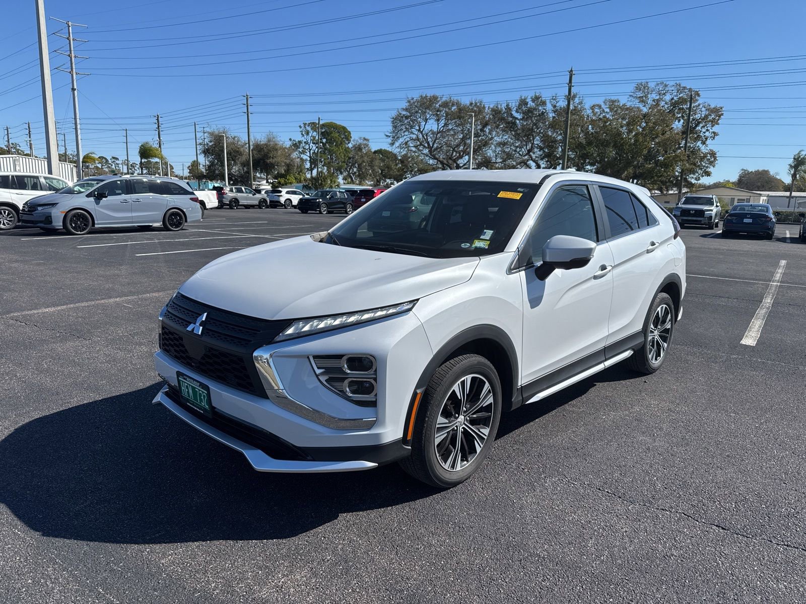 Used 2022 Mitsubishi Eclipse Cross SE image 2