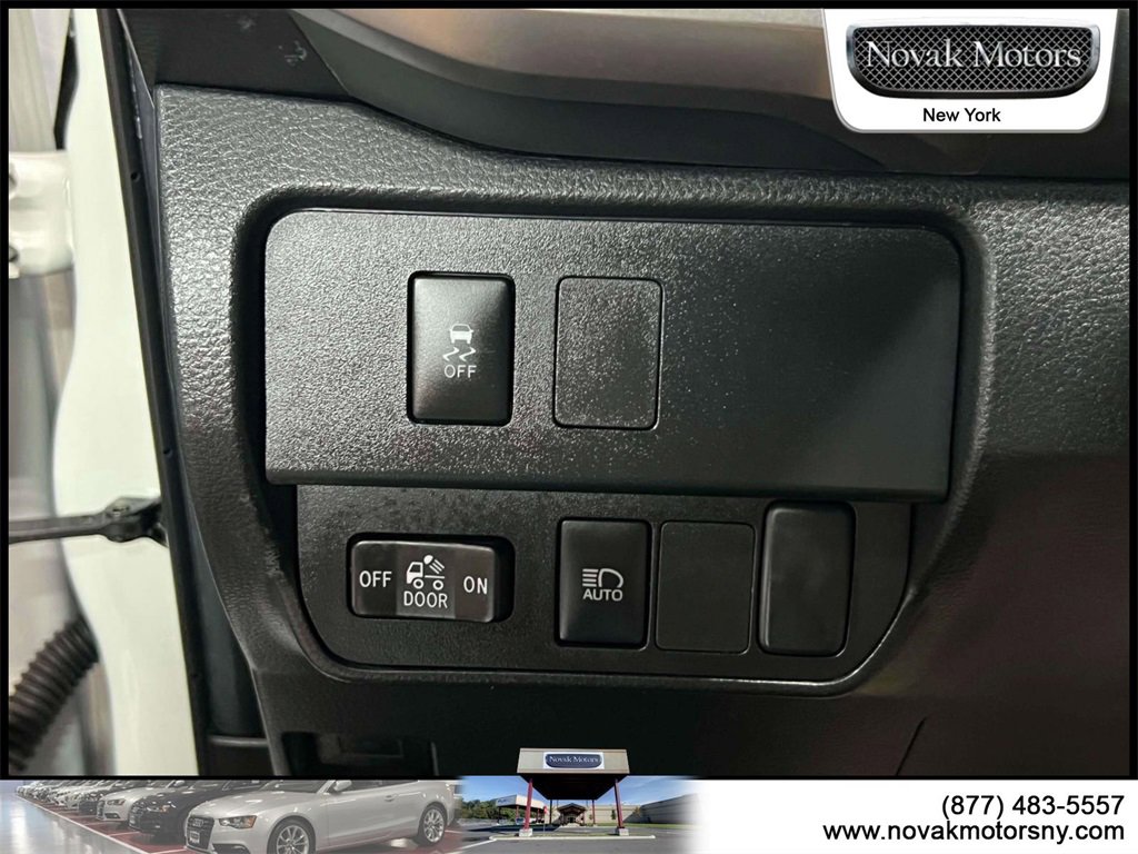 Used 2023 Toyota Tacoma SR5 image 21