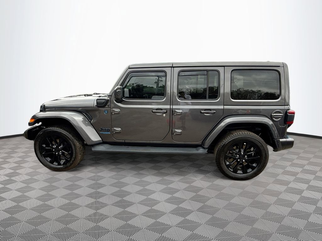 Used 2021 Jeep Wrangler Unlimited Sahara image 9