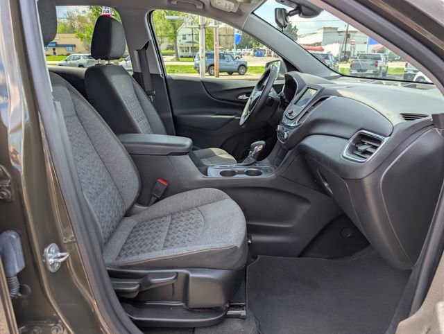 Used 2024 Chevrolet Equinox LT FWD image 12
