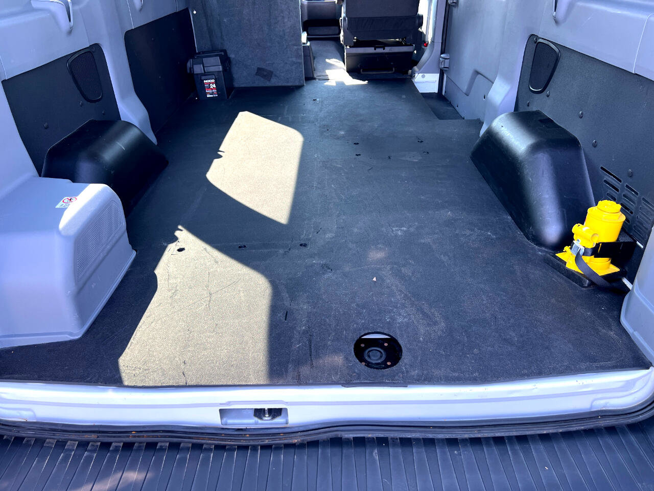 Used 2016 Ford Transit 150 XLT image 47