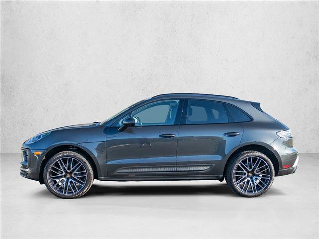 Certified 2026 Porsche Macan AWD/4WD image 2