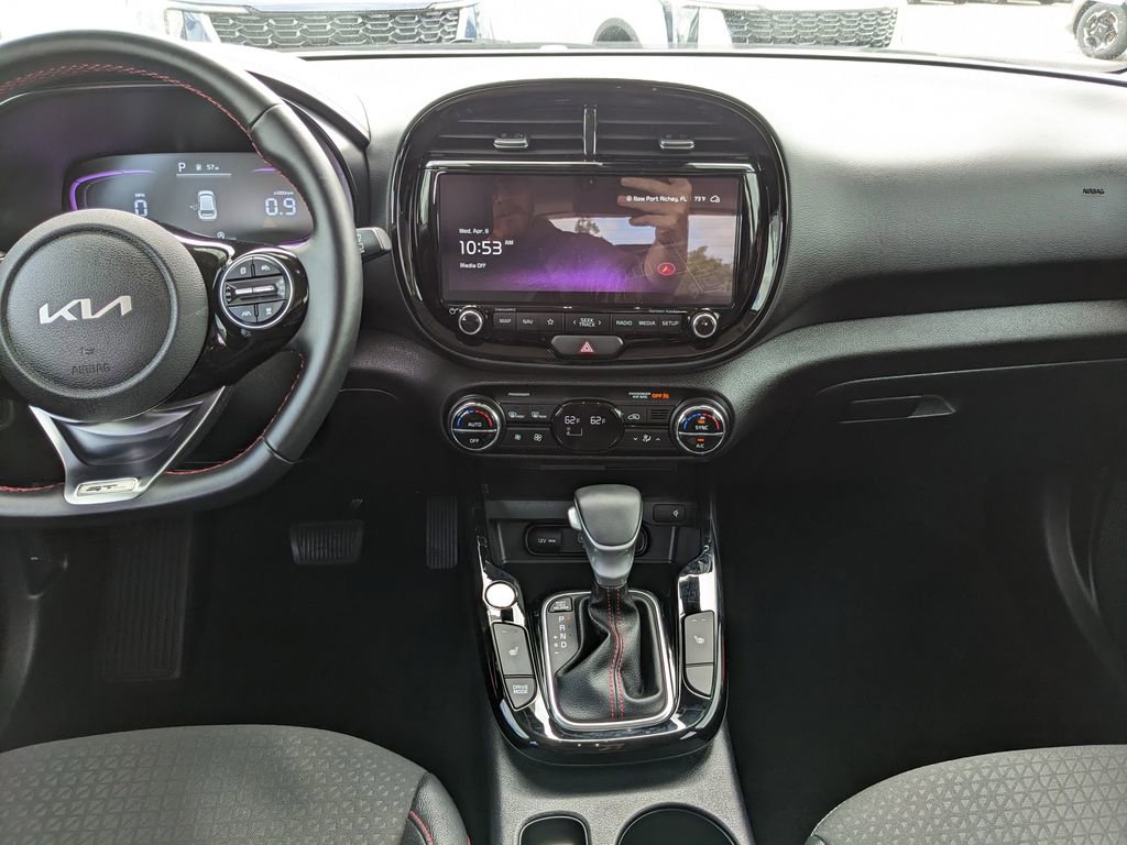 Certified 2025 Kia Soul GT-Line w/ GT-Line Technology Package image 17