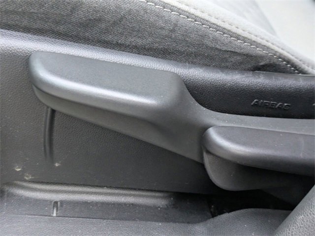 Used 2020 Chevrolet Equinox LS image 20