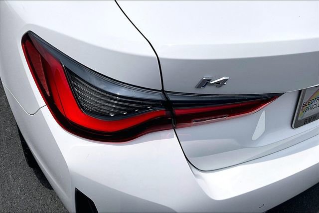 Used 2023 BMW i4 eDrive35 RWD image 32