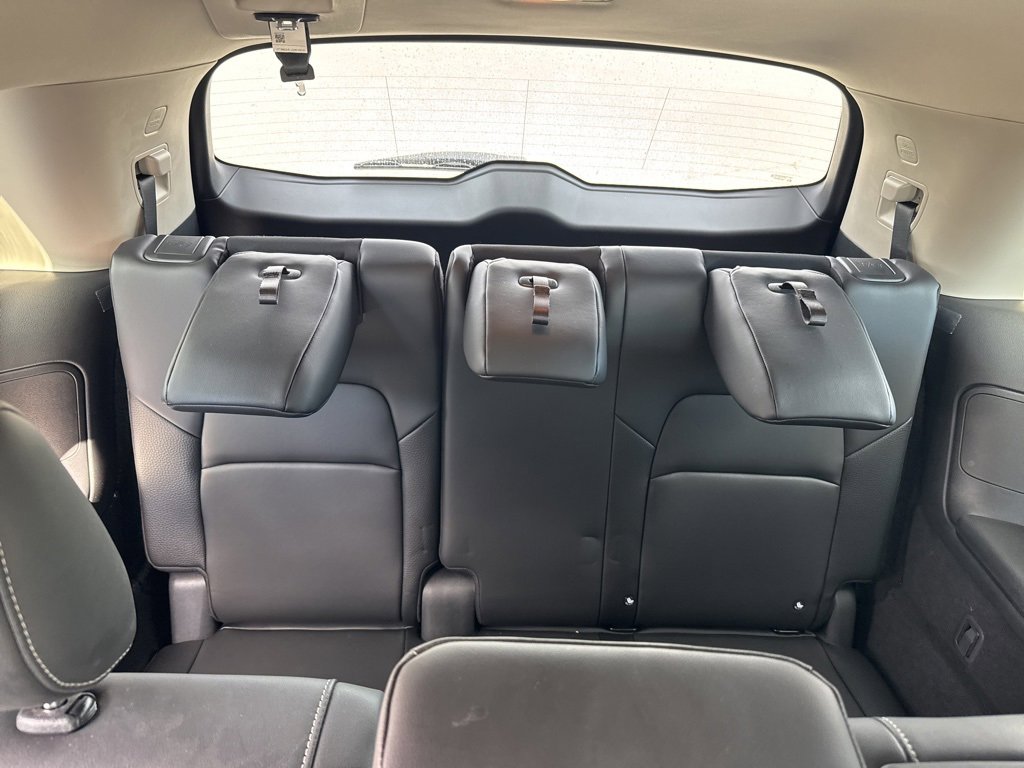 Used 2025 Nissan Pathfinder SL w/ Cargo Package image 20