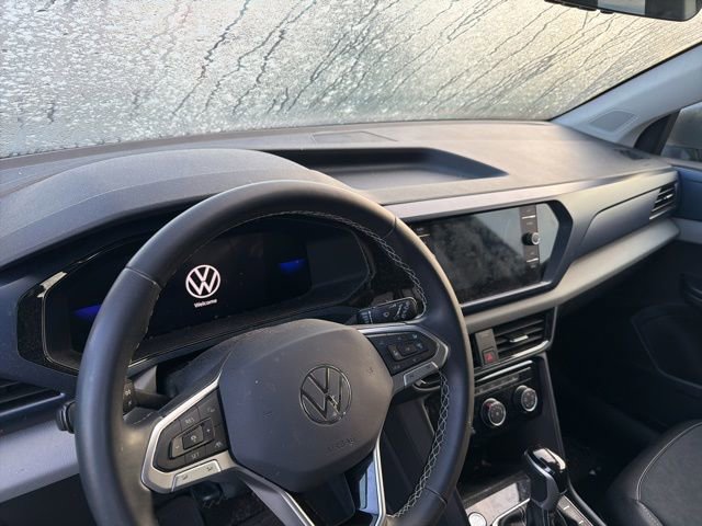 Used 2023 Volkswagen Taos SE image 8