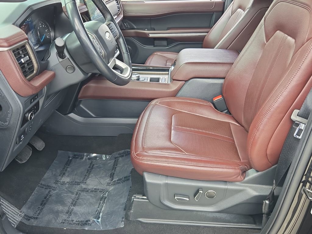 Used 2024 Ford Expedition Limited image 10