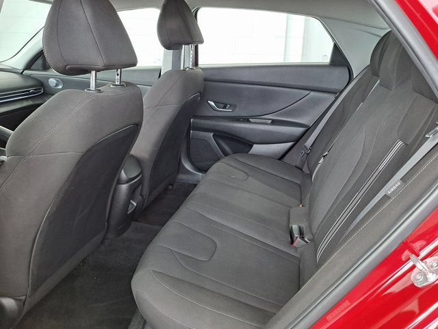 Used 2024 Hyundai Elantra SEL FWD image 25