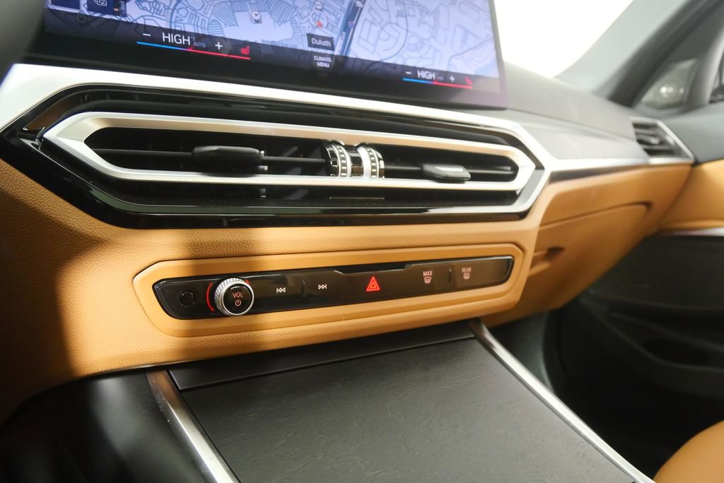 Used 2024 BMW 330i xDrive Sedan image 26