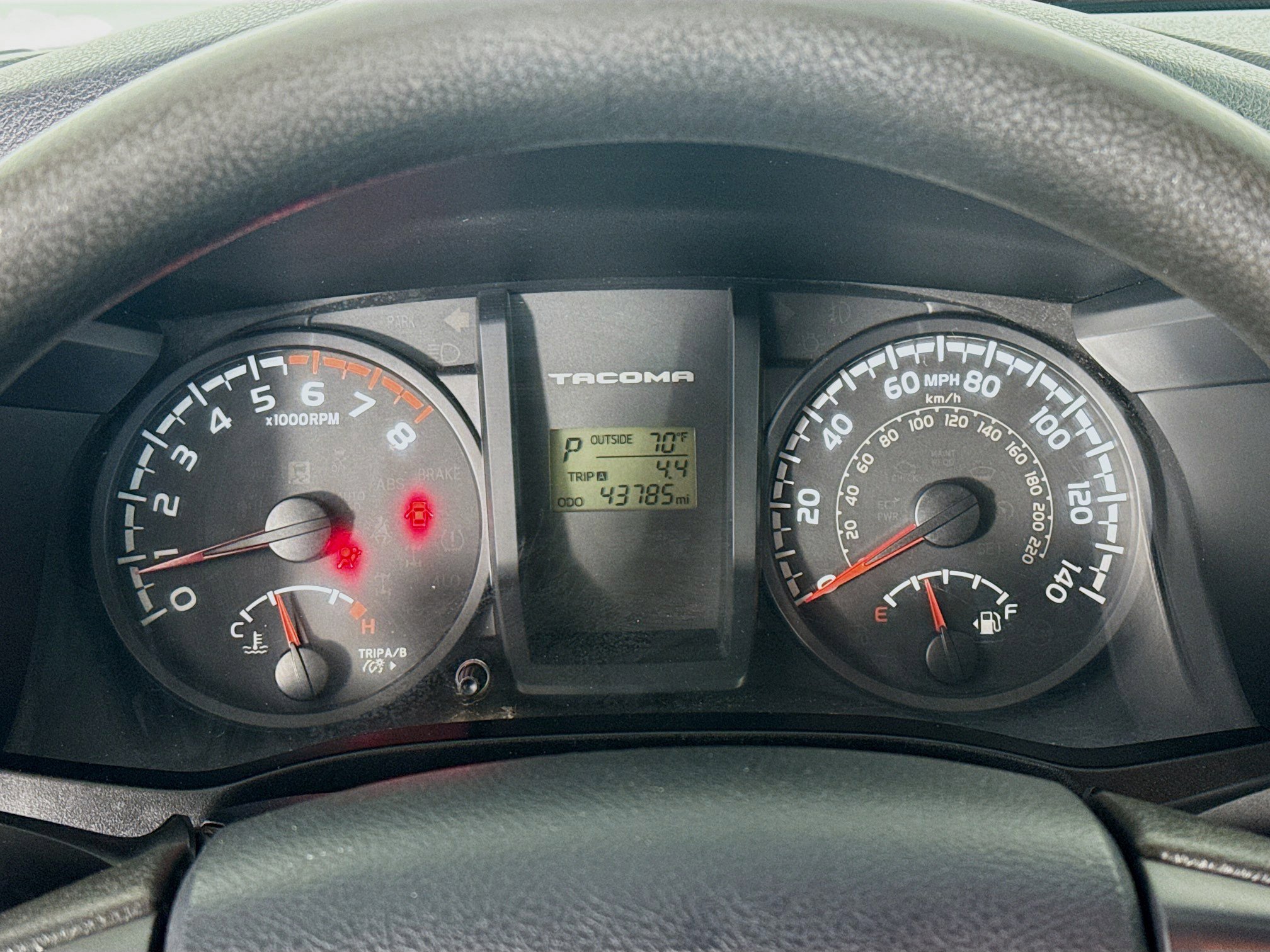 Used 2017 Toyota Tacoma SR image 16