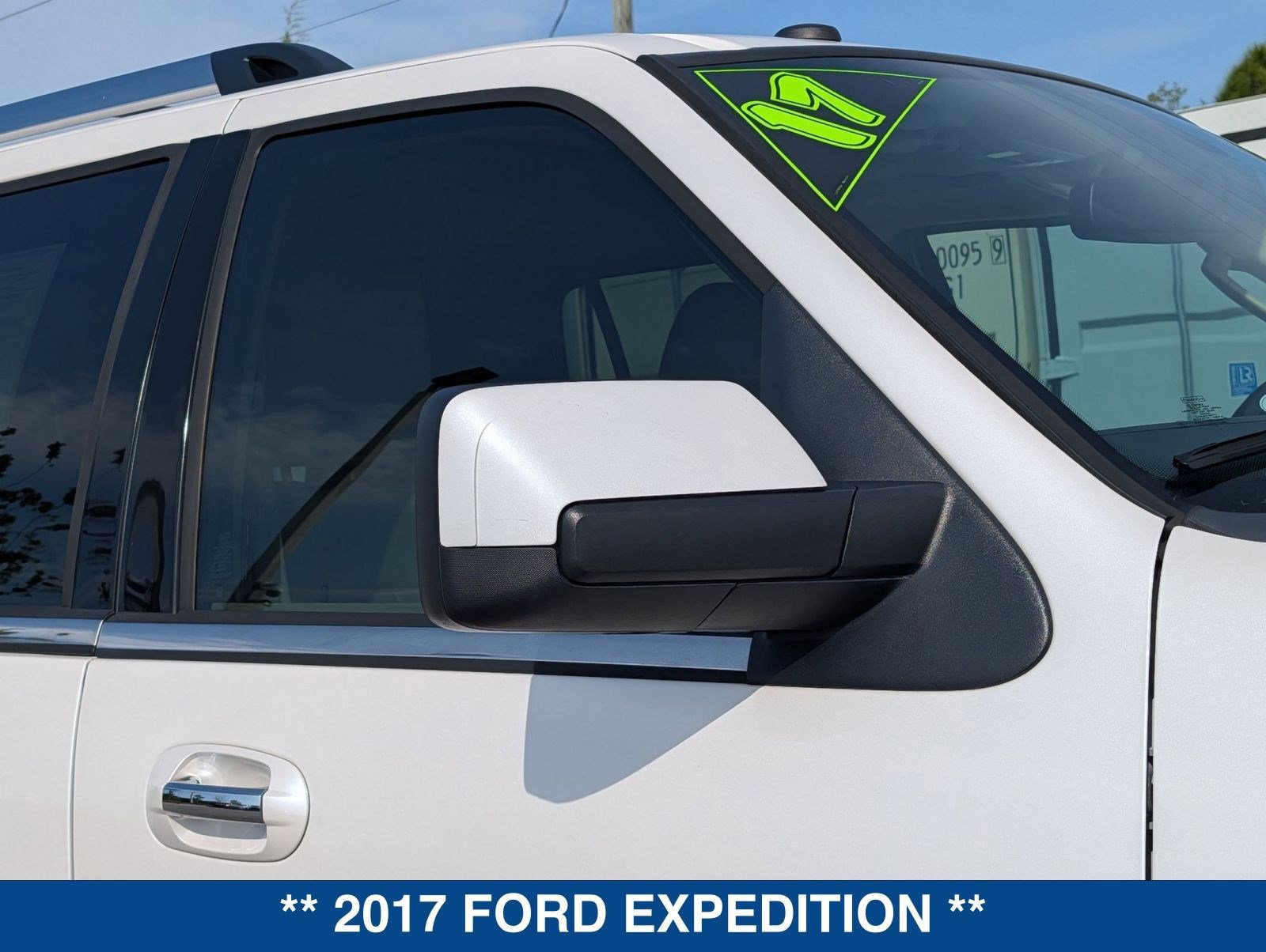 Used 2017 Ford Expedition Limited w/ Equipment Group 301A image 10
