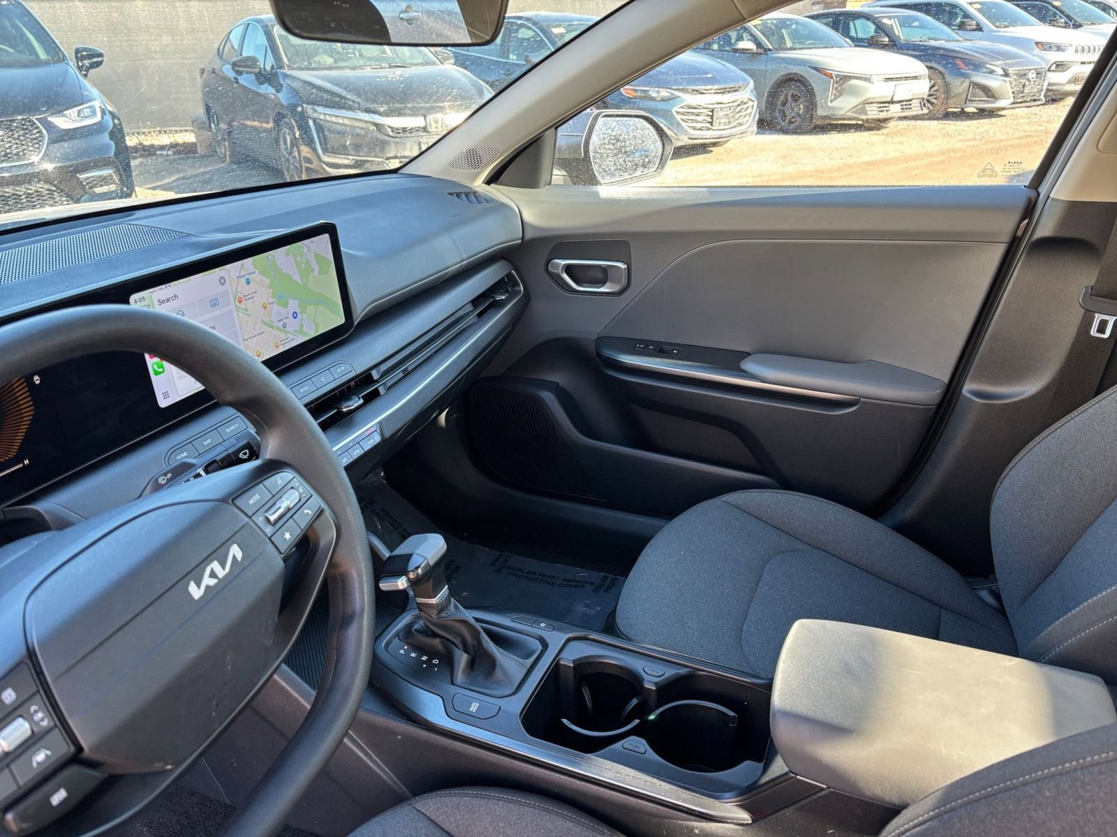 Used 2025 Kia K4 FWD image 41