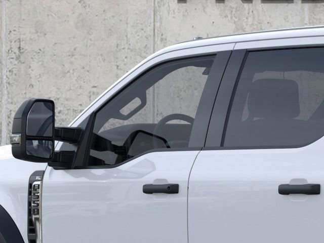 New 2025 Ford F550 4x4 Crew Cab Super Duty w/ XL Chrome Package image 20