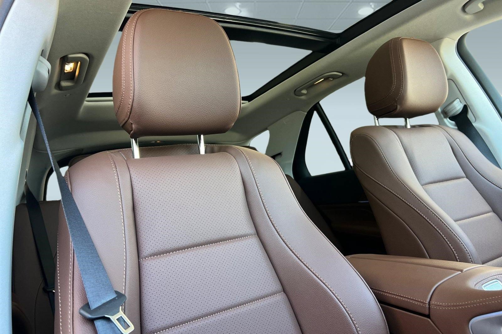 Certified 2025 Mercedes-Benz GLE 350 4MATIC image 32