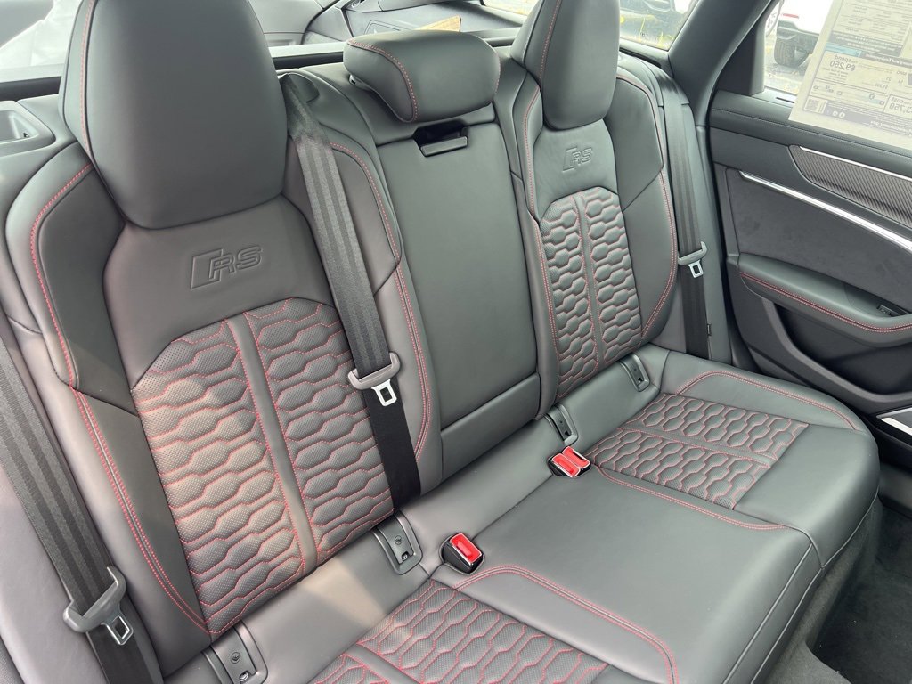 New 2025 Audi RS 6 performance image 14