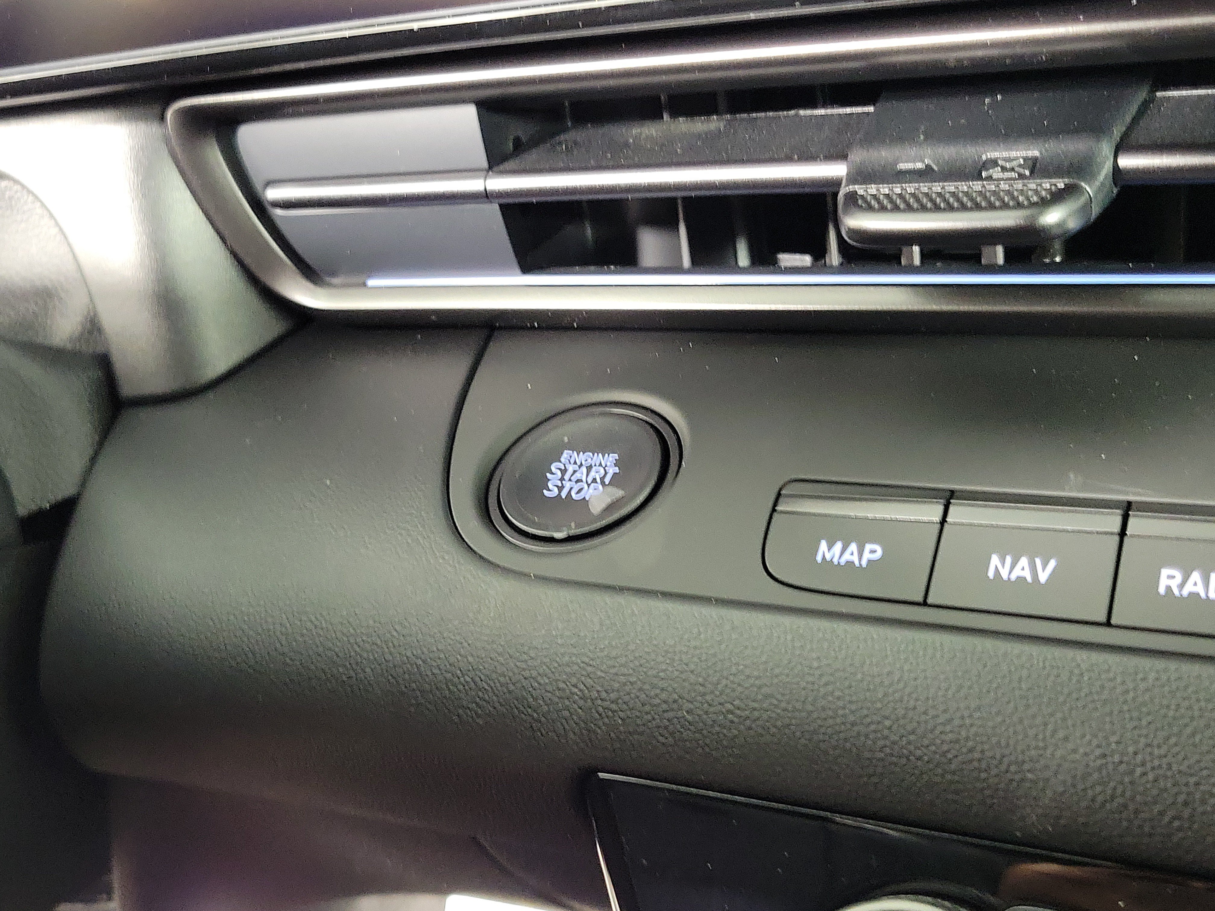 New 2026 Hyundai Elantra SEL FWD image 17