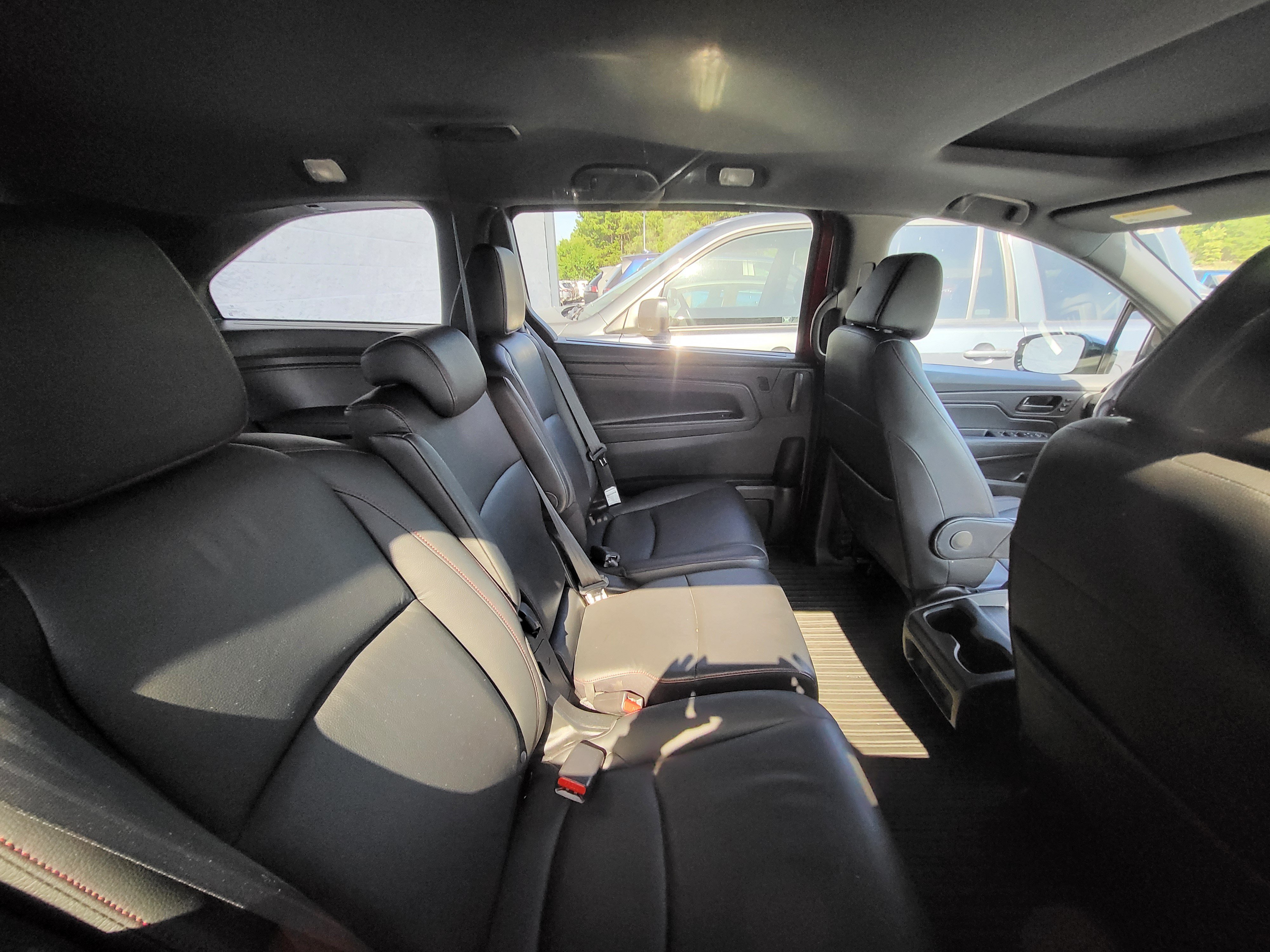 Used 2024 Honda Odyssey Sport image 9
