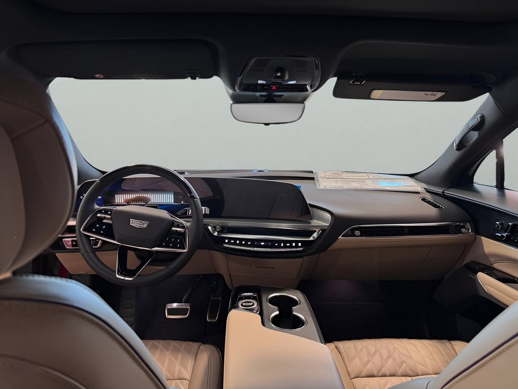 New 2025 Cadillac Lyriq Sport w/ Nappa Leather Package AWD/4WD image 10