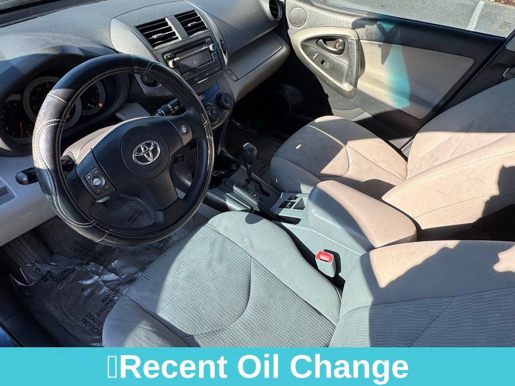 Used 2012 Toyota RAV4 FWD image 15