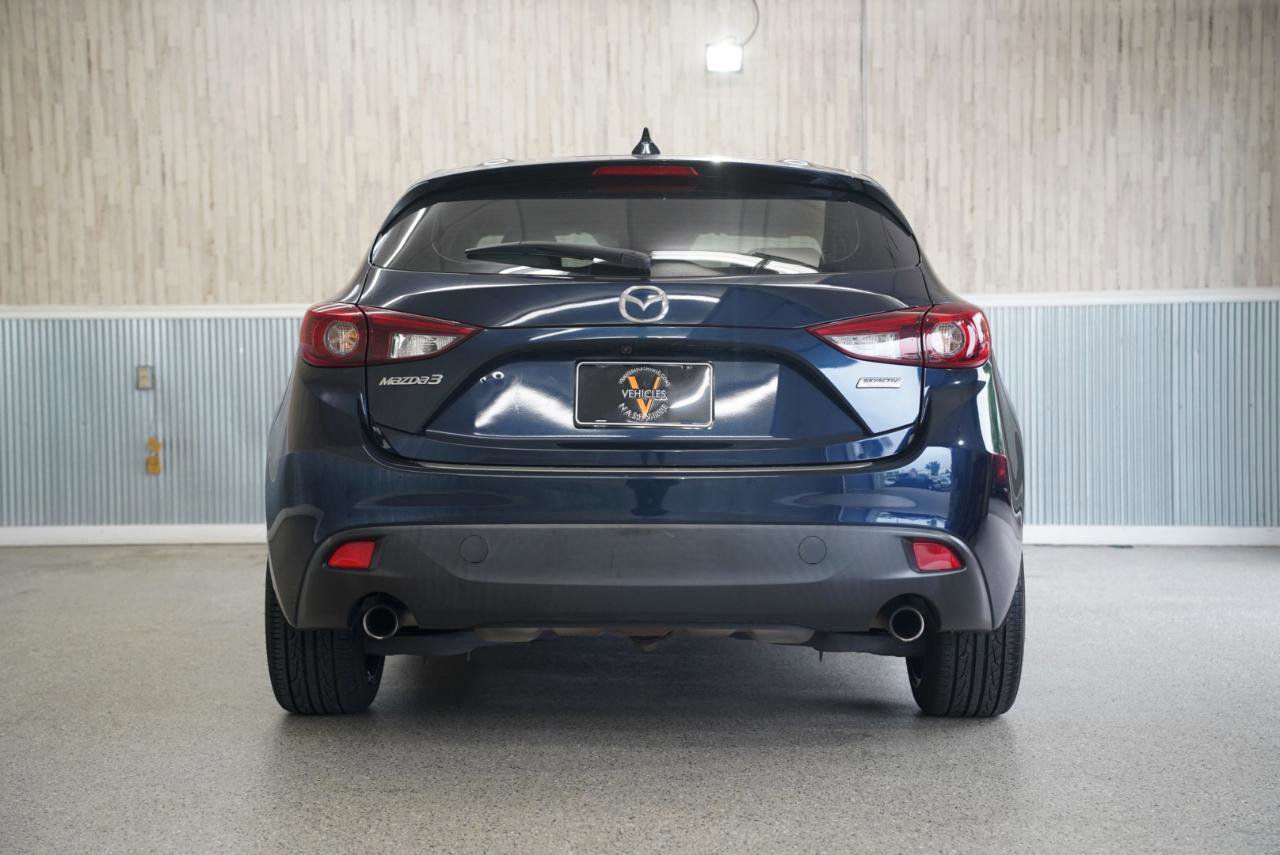 Used 2016 MAZDA MAZDA3 s Grand Touring w/ Technology Package FWD image 8