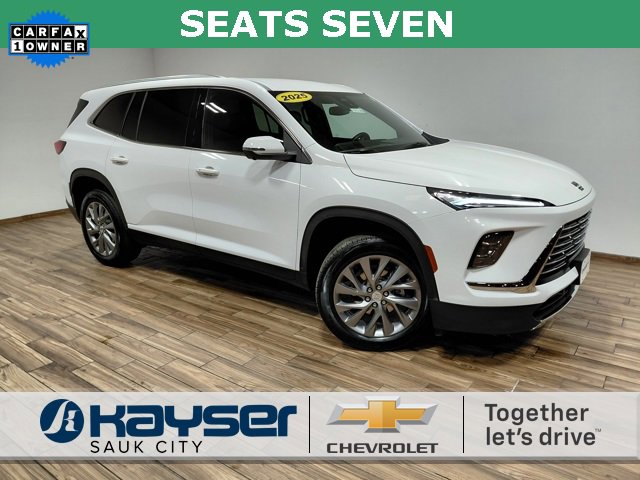 Used 2025 Buick Enclave Preferred image 1