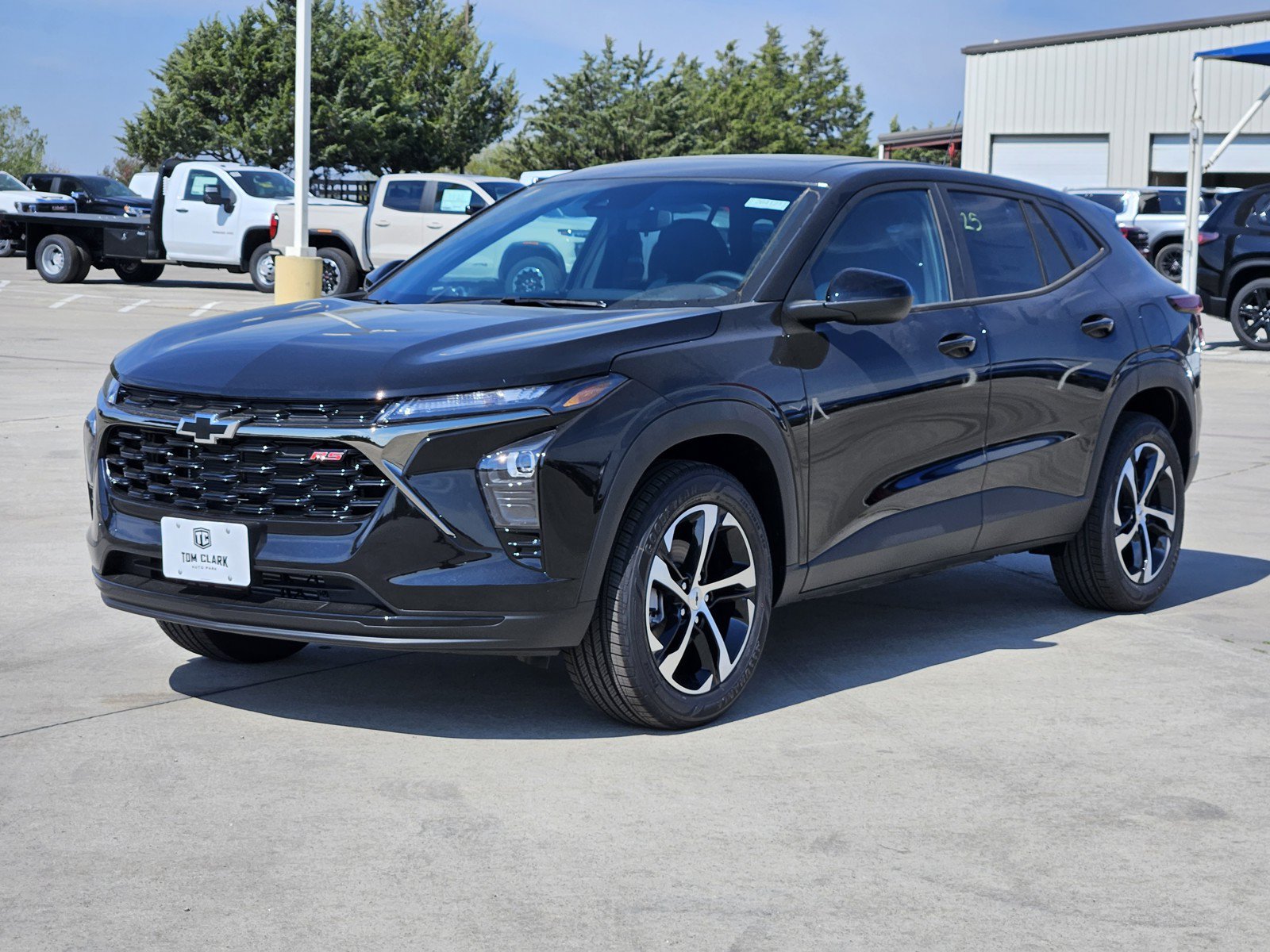 New 2026 Chevrolet Trax RS w/ Sunroof Package FWD image 2