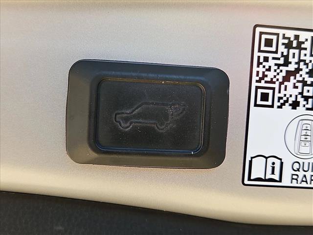 Used 2025 Toyota RAV4 Limited w/ Advanced Technology Package FWD image 7
