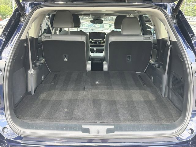 Used 2022 Toyota Highlander Limited AWD/4WD image 18