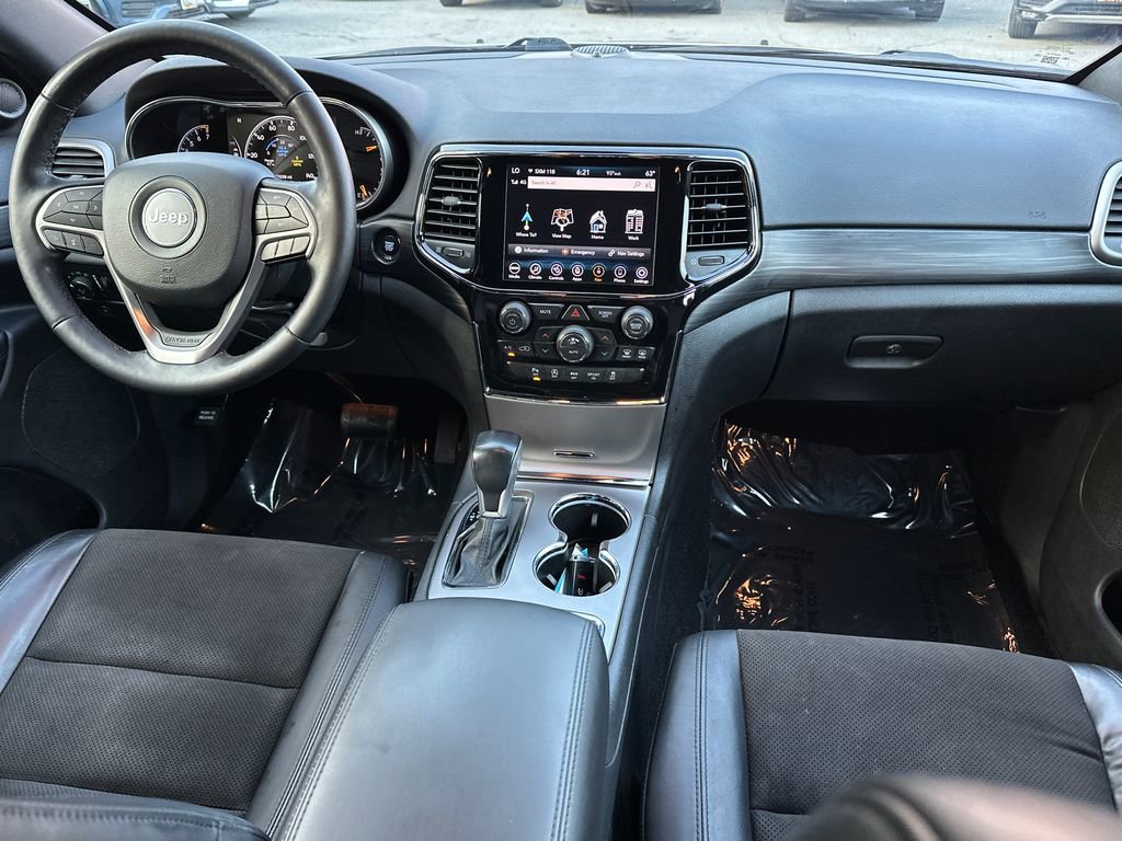 Used 2020 Jeep Grand Cherokee Laredo w/ Quick Order Package 2BN North image 16