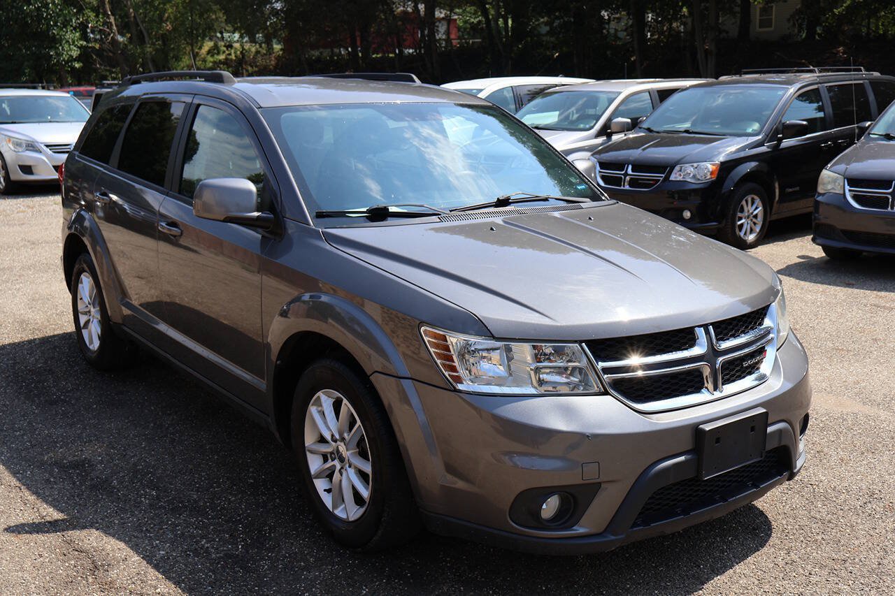 Used 2013 Dodge Journey SXT w/ Flexible Seating Group