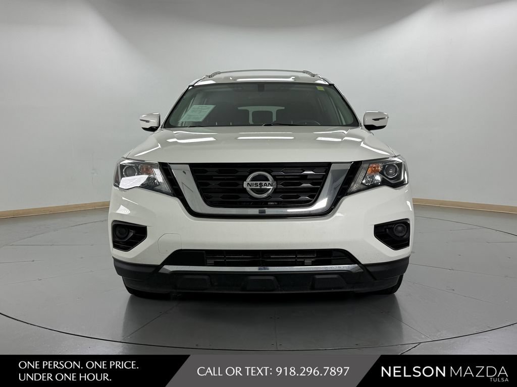Used 2018 Nissan Pathfinder S FWD image 2