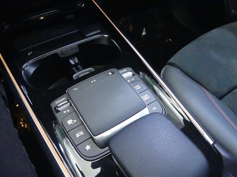 Used 2023 Mercedes-Benz GLB 250 w/ AMG Line image 14