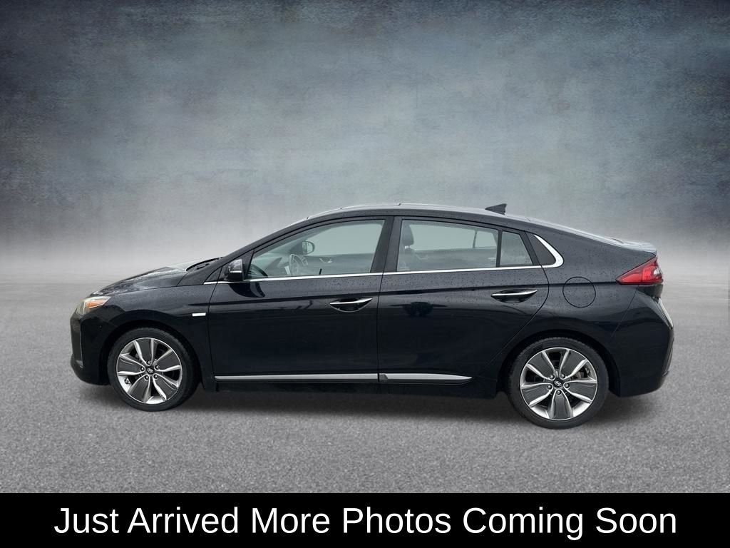 Used 2017 Hyundai Ioniq Limited video 2