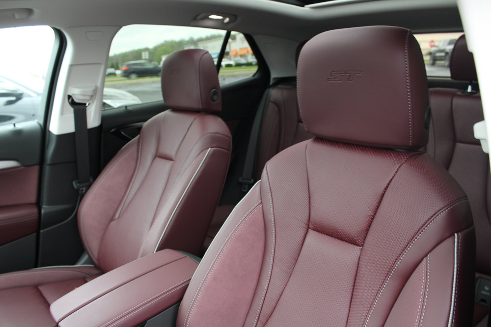 New 2025 Buick Envision Sport Touring image 17