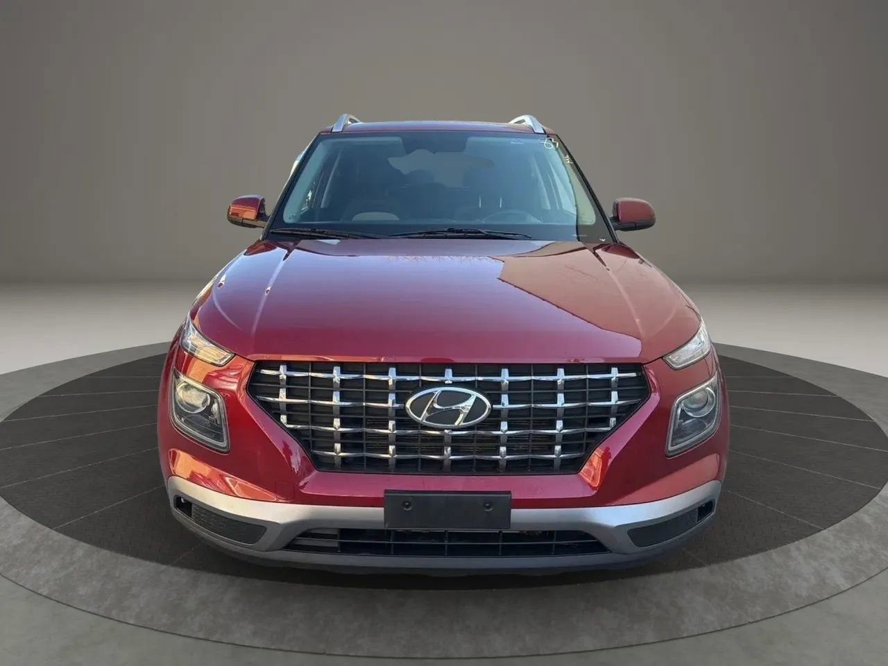 Used 2024 Hyundai Venue SEL image 2