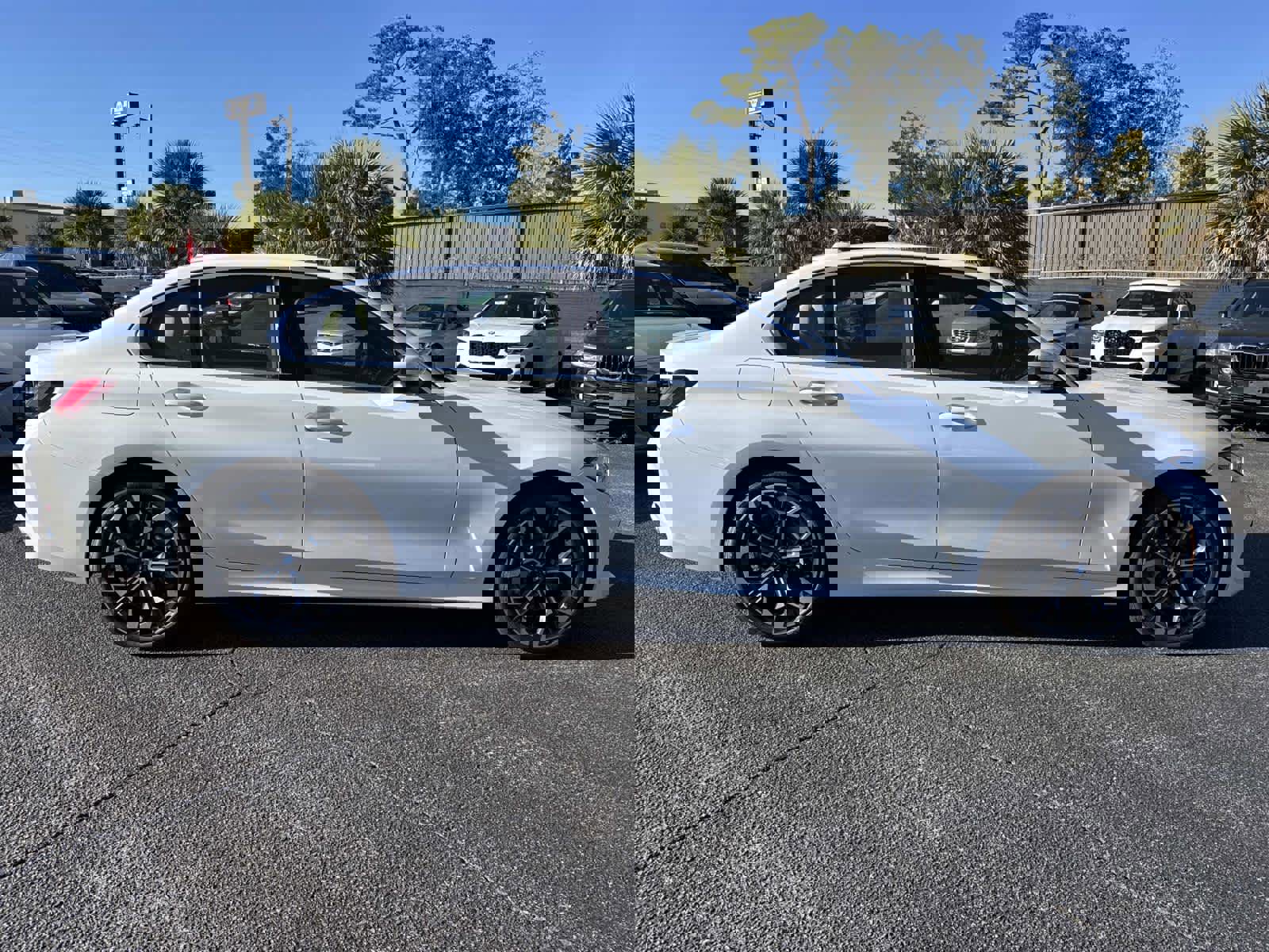 New 2026 BMW 330i Sedan w/ Premium Package image 2