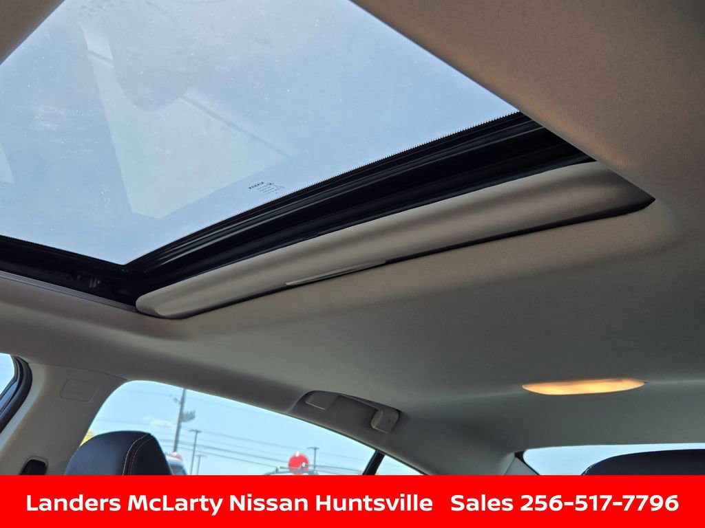 Used 2025 Nissan Altima 2.5 SR w/ SR Premium Package image 18