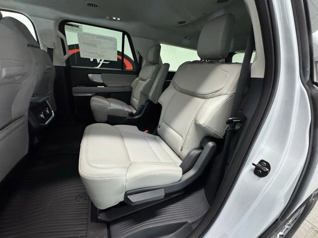 New 2026 Ford Expedition Max Active image 11