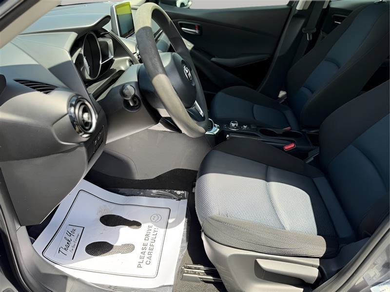 Used 2018 Toyota Yaris iA FWD image 18