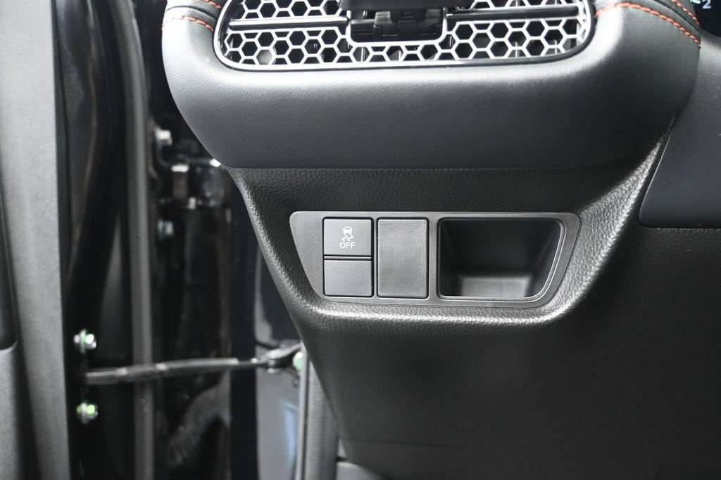 Used 2025 Honda HR-V Sport image 18