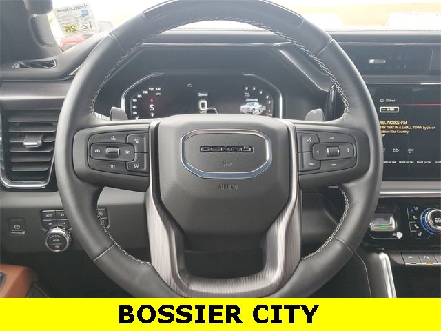 Used 2025 GMC Sierra 1500 Denali Ultimate image 11