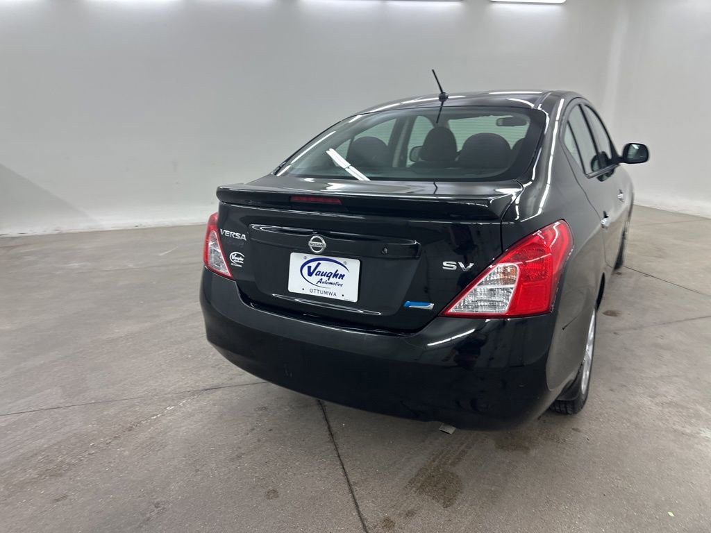 Used 2014 Nissan Versa SV image 11