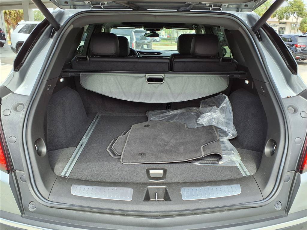Certified 2024 Cadillac XT5 Premium Luxury FWD image 16