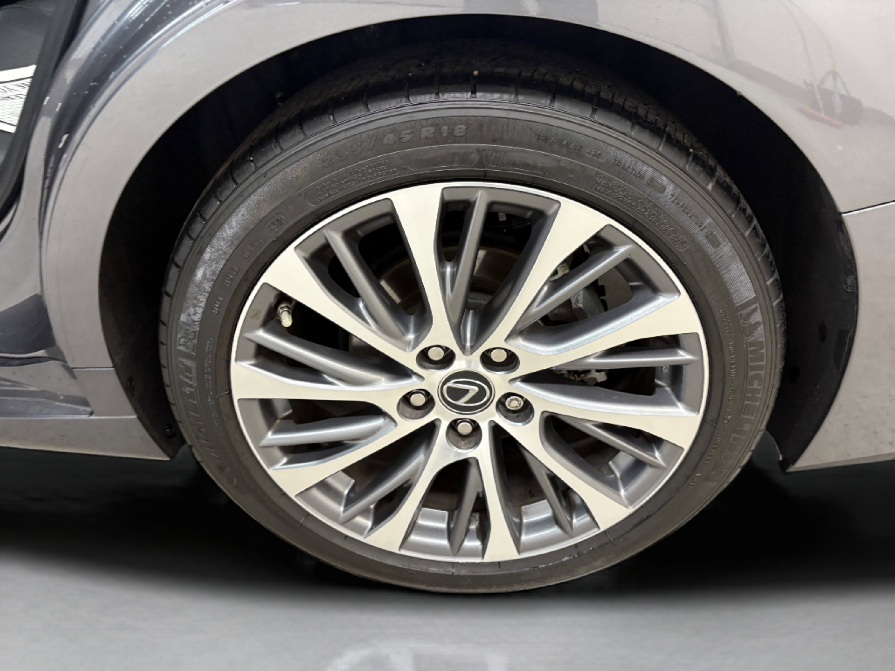 Used 2019 Lexus ES 350 image 8