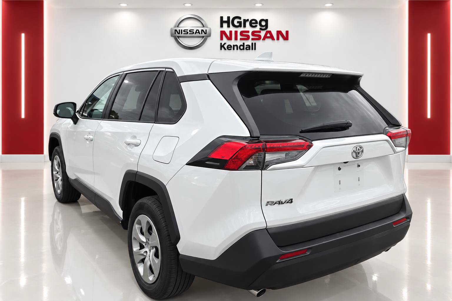 Used 2023 Toyota RAV4 LE FWD image 2
