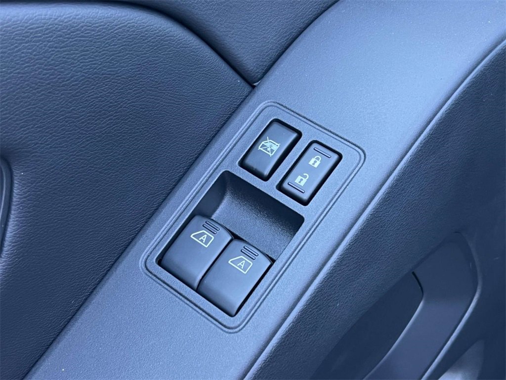 New 2026 Nissan Frontier S image 14